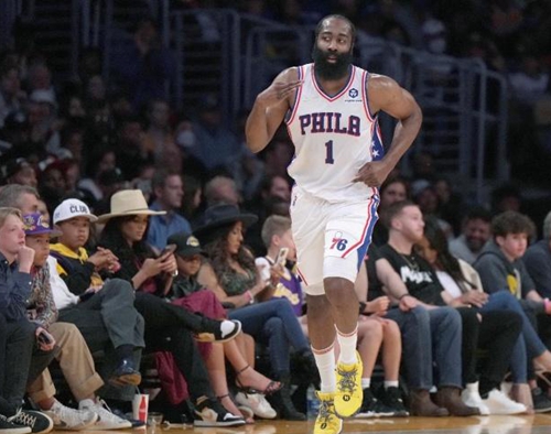 乌兹别克斯 乌兹别克斯