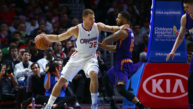 足球队的坚 足球队的坚