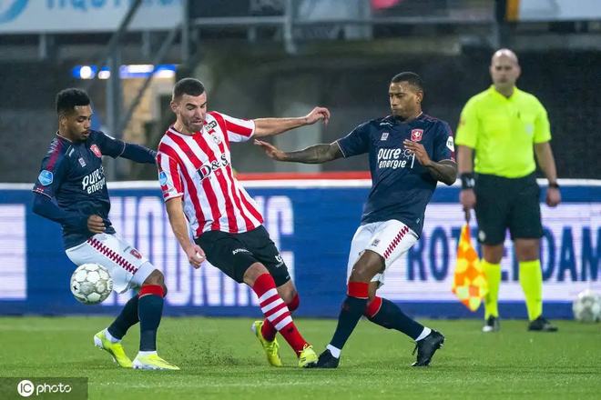 冠军联赛中 冠军联赛中