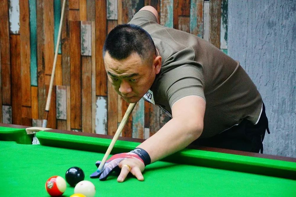 在连续三场 在连续三场