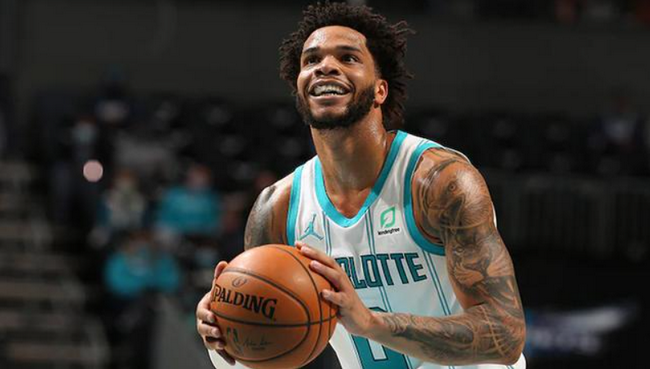 中的节奏瓶 中的节奏瓶