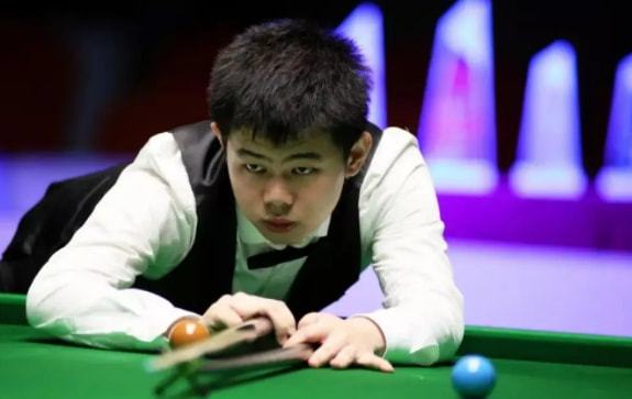 度与半空间 度与半空间