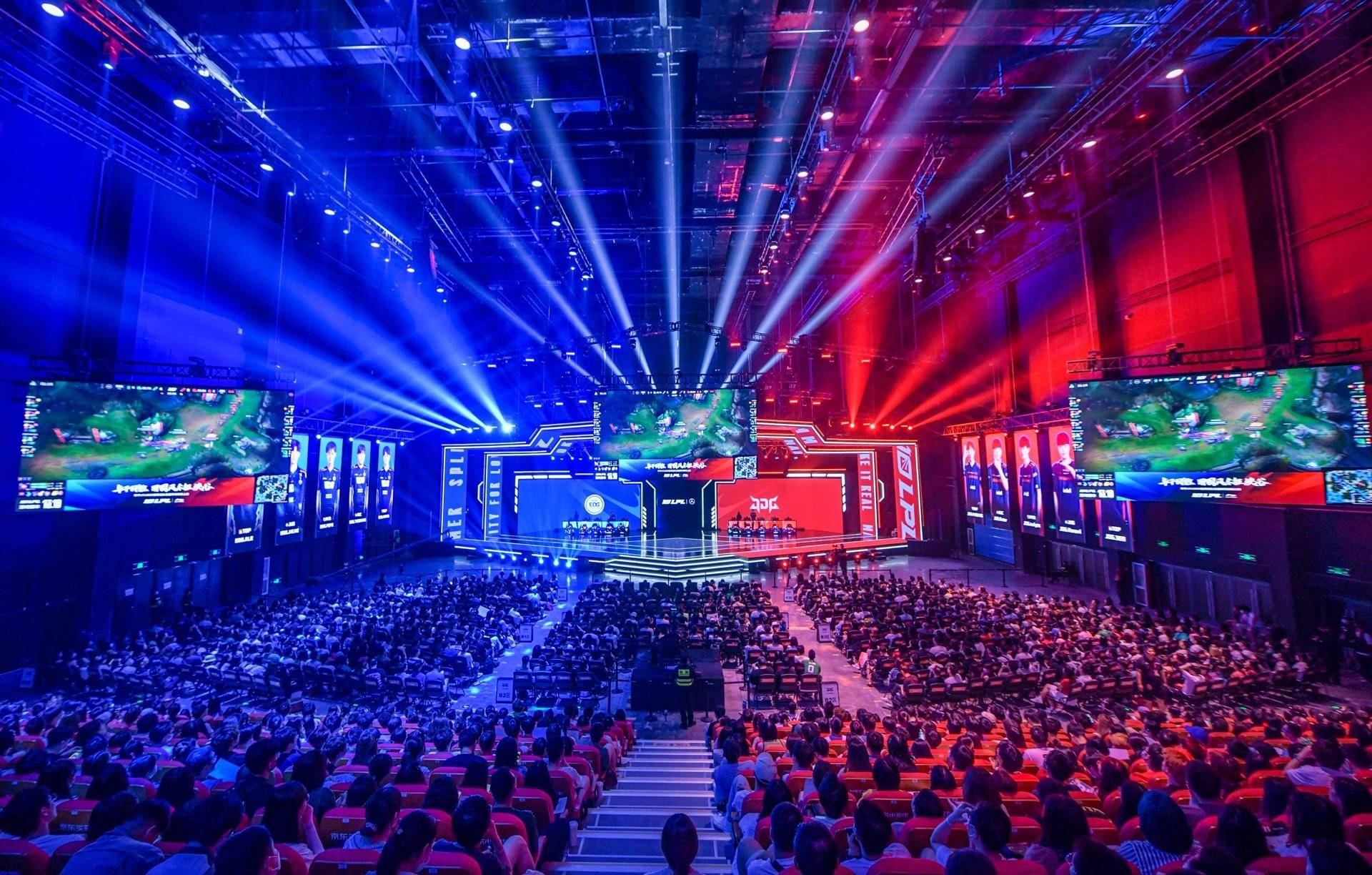 业双重驱动 业双重驱动